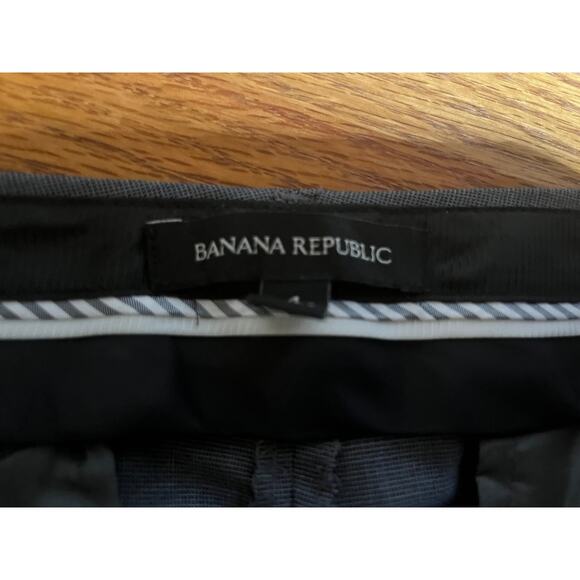 Banana Republic Logan gray flat‎ front dress pants 4 straight leg Mint condition - Picture 6 of 6